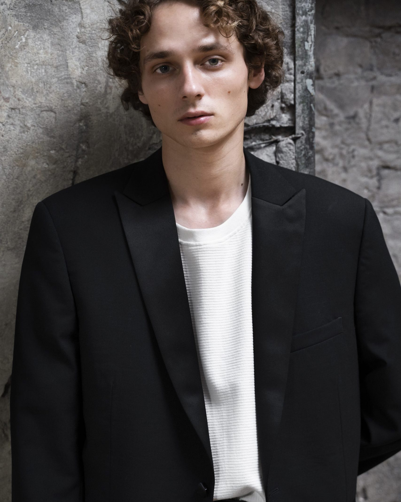 Black Relaxed Blazer